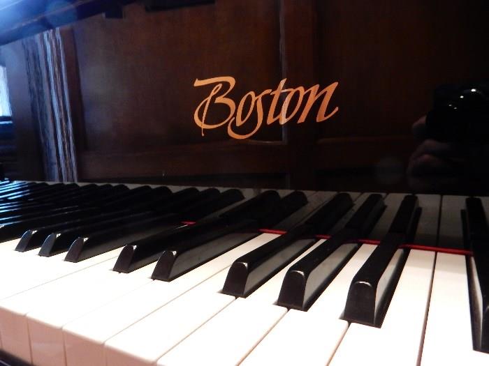 Boston.....Designed by Steinway & Sons and Built by Kawai.....Model GP-178.... 5'10" Grand Piano.....A Very Fine Instrument.