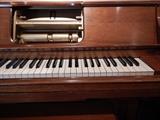 PIONOLA PLAYER PIANO W/ UKELANO