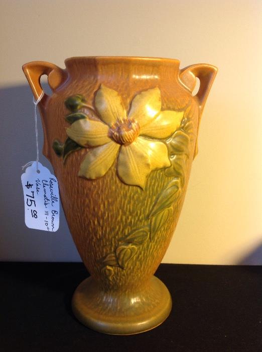 Roseville Pottery Clematis Brown 10 inch vase EC