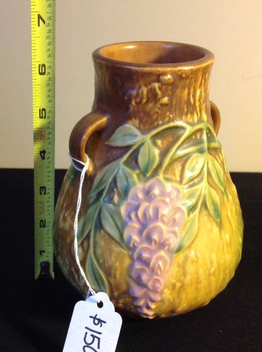 Roseville Wisteria Vase approx 6 inches tall