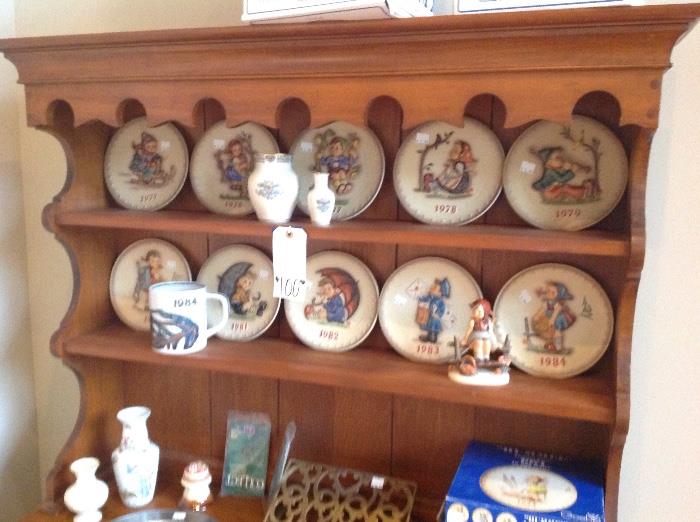 Hummel Annual Collector Plates