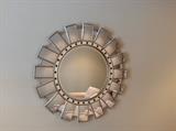 Contemporary round mirror