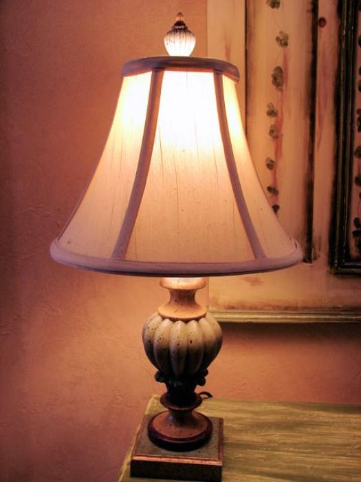 Habersham wood lamp