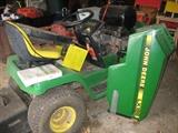 John Deere lawn tractor LX188
