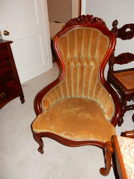 Carved Parlor Ladies Side Chair