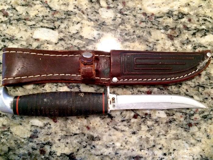 Case xx hunting knife with leather sheaf
