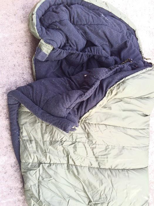 Hunting-grade sleeping bag