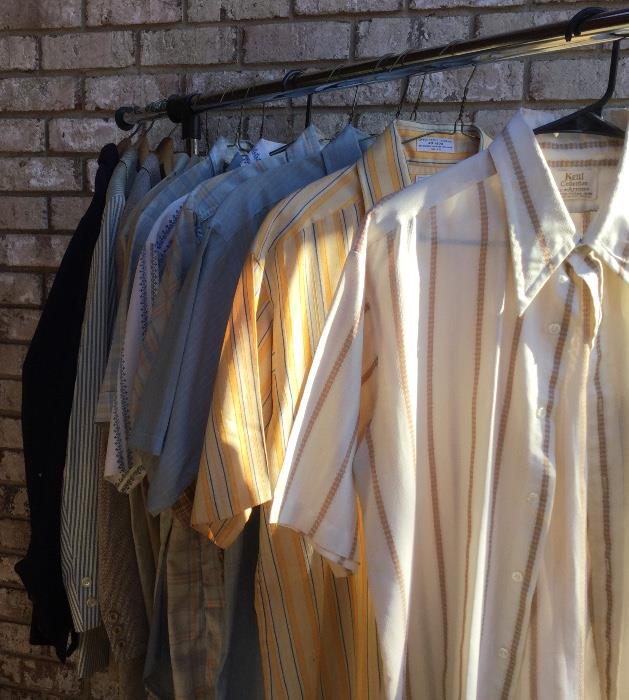 Vintage (1960s) Mens Short Sleeved Dress Shirts (Levis, Arrow, and More)!