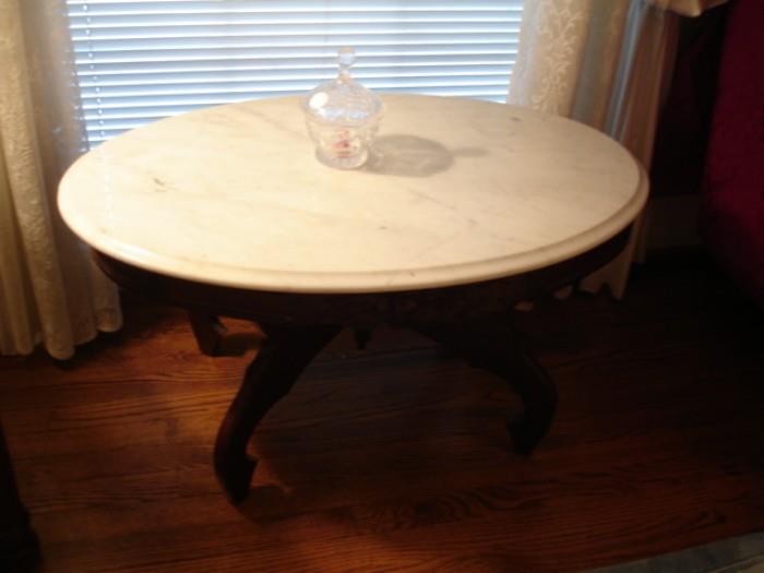 Marble-top coffee/cocktail table