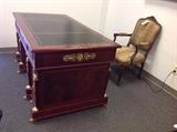 Italian Leather Top Office Desk w/ Glass Protective Top - Detail