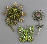 Lot 1024: VINTAGE REGENCY BUTTERFLY PIN AND TWO VINTAGE FLOWER PINS http://www.invaluable.com/auction-lot/vintage-regency-butterfly-pin-and-two-vintage-flo-1024-c-6d1467aa88
