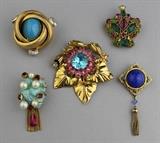 Lot 1035: Lot 1035: PINS BY HATTIE CARNEGIE, SCAASI, DENICOLA http://www.invaluable.com/auction-lot/pins-by-hattie-carnegie,-scaasi,-denicola-1035-c-ead47448c4