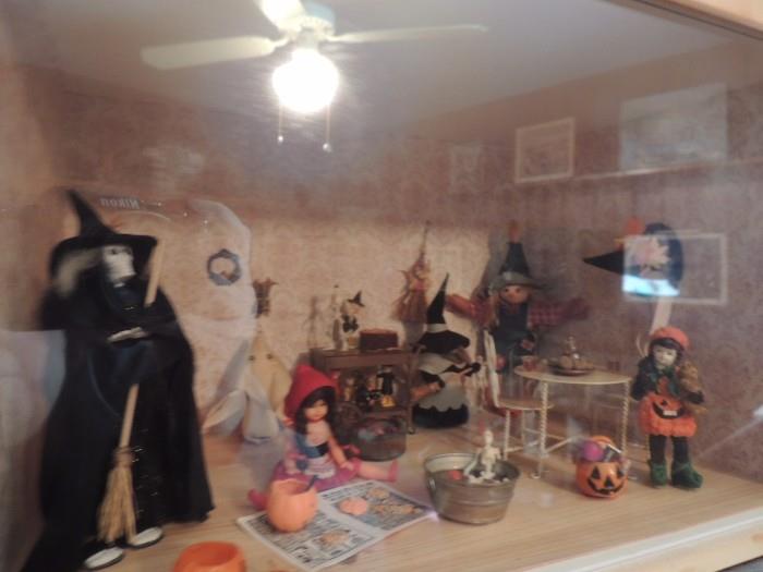 Doll house diorama Halloween