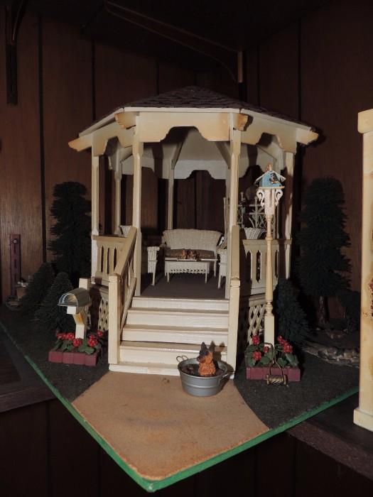 Doll house diorama gazebo