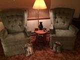 Twin lazy boy recliners like new