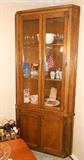 Another view of this great corner cabinet.