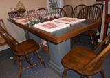 Pedestal sturdy Table with double glass