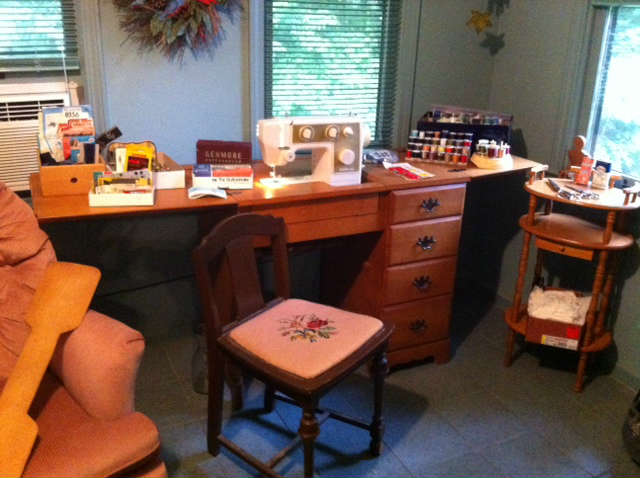 Nice - extra long size Cabinet and Sewing Machine.   Folds up to a small Desk Style.