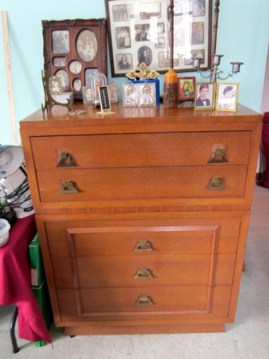 Vintage chest of drawers & misc.
