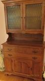 MAPLE CHINA CABINET