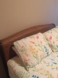 QUEEN SIZE BEDDING