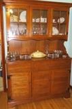 Ethan Allen China Hutch