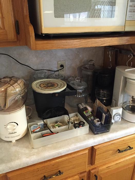 FryDaddy, coffee pot,food processer