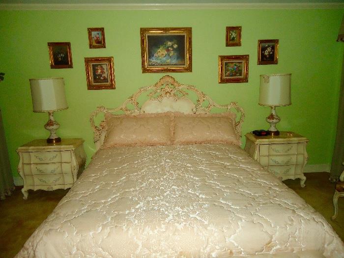 King size ornate Italian bedroom suite