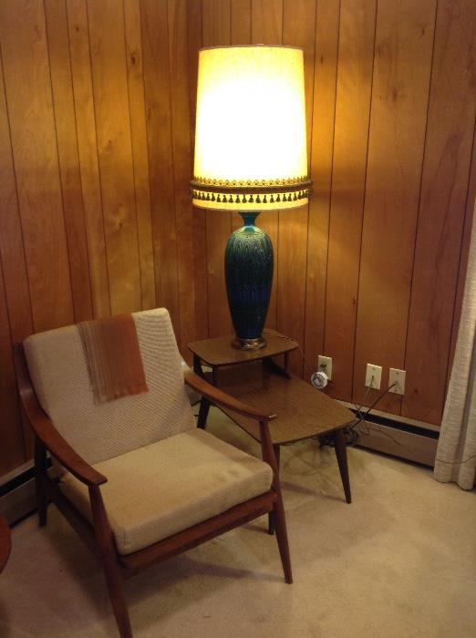 Tell City style mid century chair, side table and cool lamp