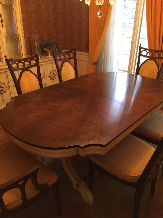 Dining table with metal and wood base - 6 chairs (4 side and 2 arm)