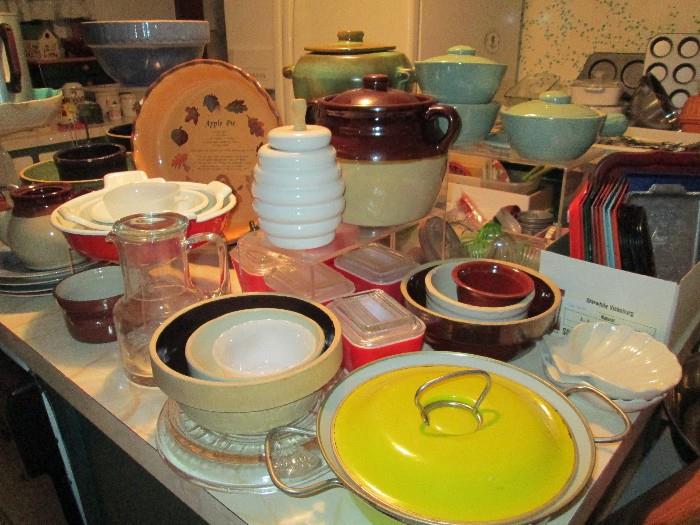 Vintage kitchen ware
