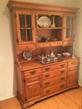 Vintage Colonial Maple Hutch By Taylor Jamestown.  Very solid and high quality 