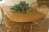 OAK KITCHENETTE TABLE & CHAIRS