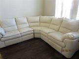 MONAI LEATHER SECTIONAL SOFA.  END PIECES ARE RECLINERS.  FULL SOFA EXTENDS TO 102" -  LIKE NEW! APPROX 4 YEARS OLD