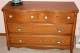 Dresser (matches dresser with hutch)