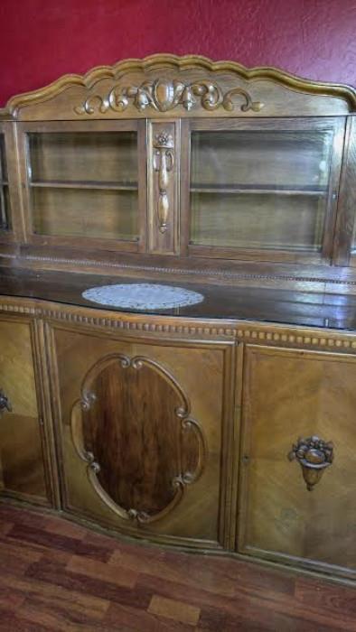 Antique Victorian sideboard/credenza with hutch