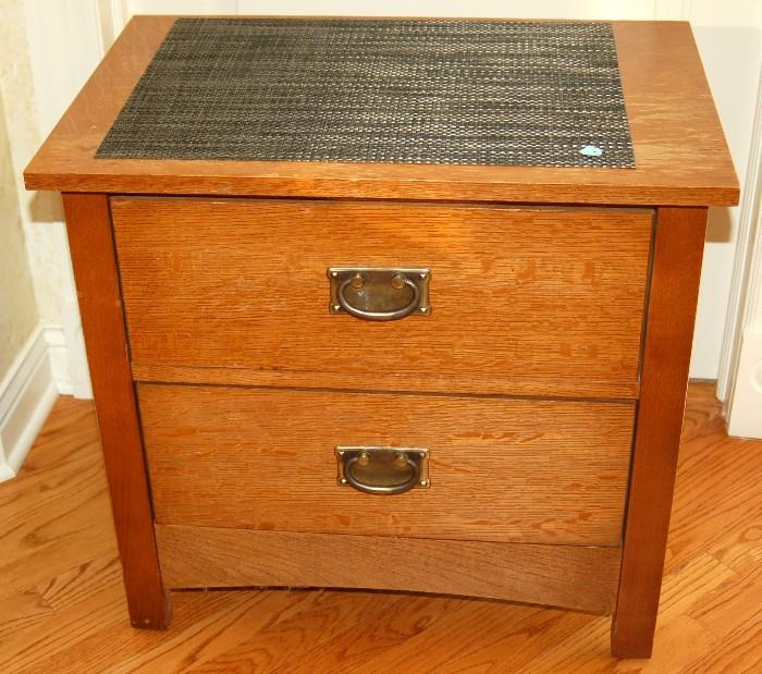 Bassett furniture Mission style nightstands (two that match dresser)