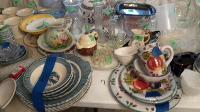 MORE DISH SETS