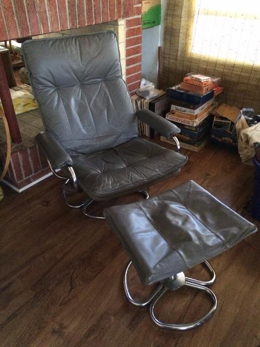 Kebe Danish Swivel Chair and matching ottoman