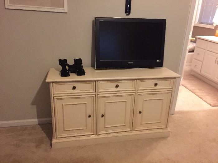 Versatile furniture can be dresser, buffet, foyer, etc.  Sony TV.