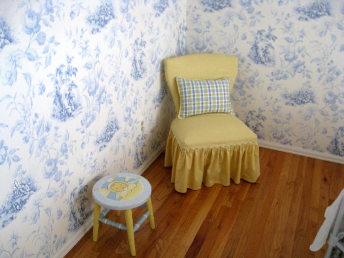 Sweet side chair and stool