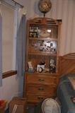 Bookcases that match twin bedroom set