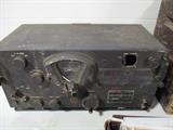 Signal corps radio receiver 