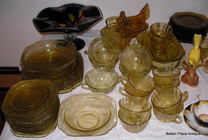 Federal Glass Madrid pattern dinnerware, this is all old glass....not repro
