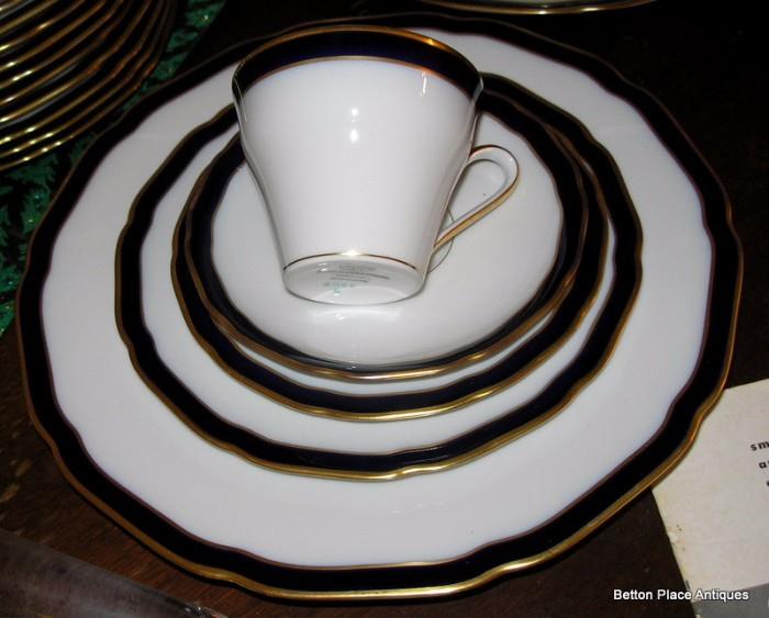 Hutschenreuther Scarborough Dinner ware....White with cobalt edge trimmed in gold....