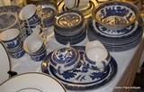 English Willow Pattern Transferware plates