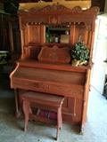 Pump organ $300