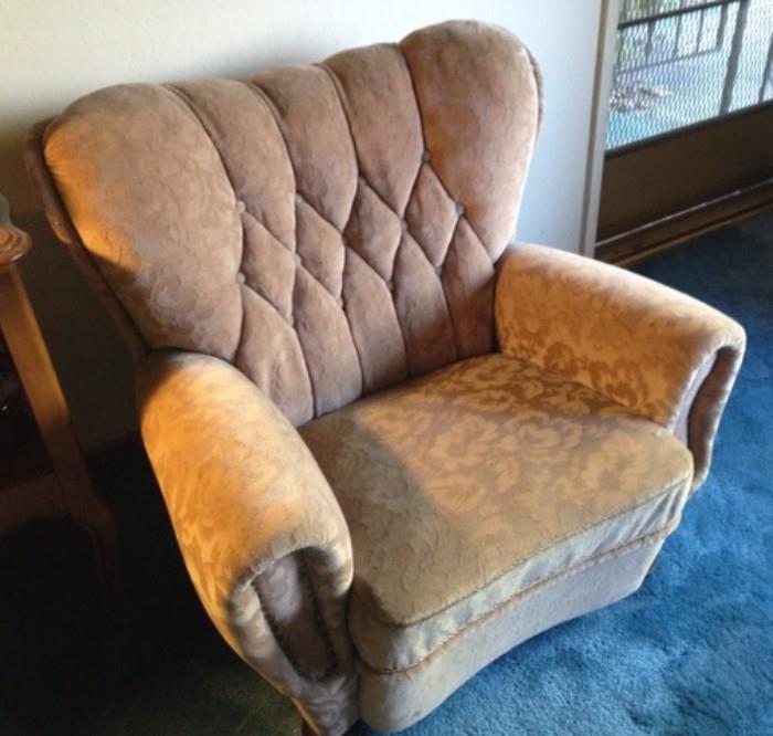 TUFTED BUTTON CHAIR TO MATCH TUFTED SOFA. MINT CONDITION