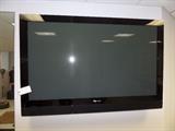 FLAT SCREEN TELEVISION