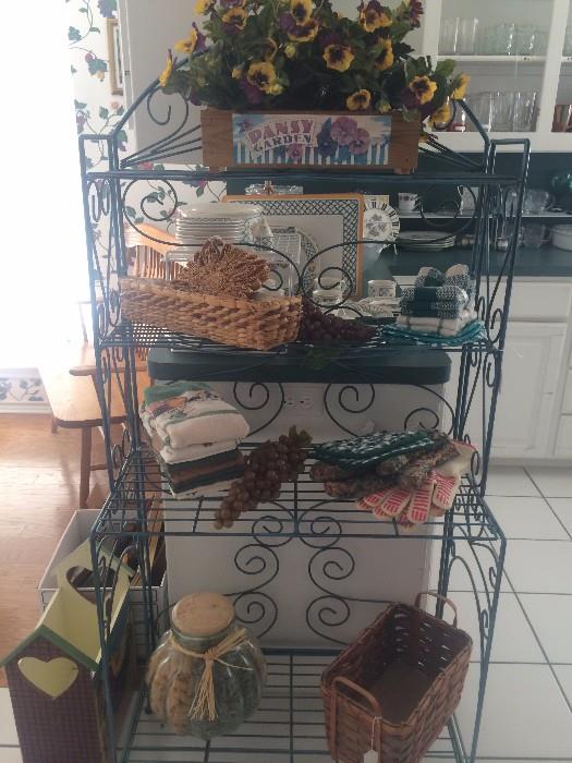 Baker's rack; kitchen accessories